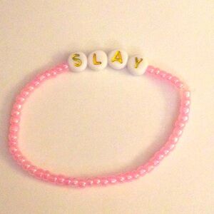 Slay pink pearl bracelet 💖5/10$ Bundle